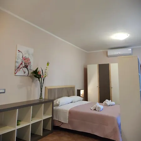 La Piazzetta Vicino A Firenze Apartman *