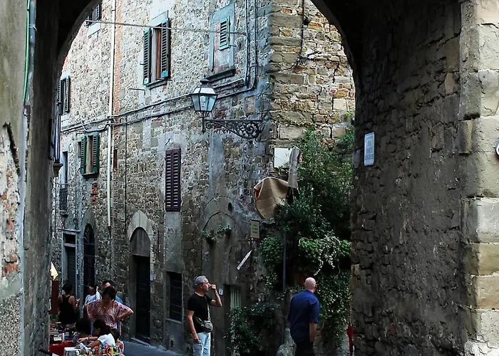 La Piazzetta Vicino A Firenze Signa